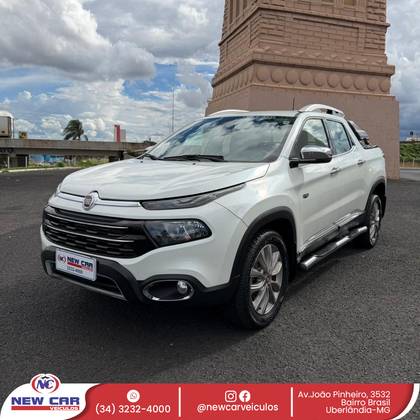 FIAT TORO 2.0 16V TURBO DIESEL RANCH 4WD AT9 FIAT TORO 2.0 16V TURBO DIESEL RANCH 4WD AT9
